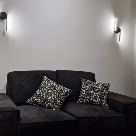 Heart Of Tirana Apartment 外观 照片
